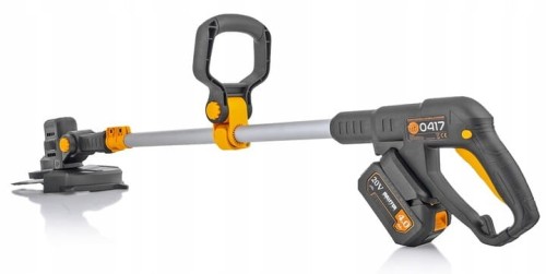 Podkaszarka koloru czarnego z pomarańczowymi elementami, takimi jak uchwyt i elementy regulacyjne - ujęcie nr 1