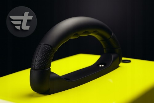 Ergonomiczny uchwyt do przenoszenia.