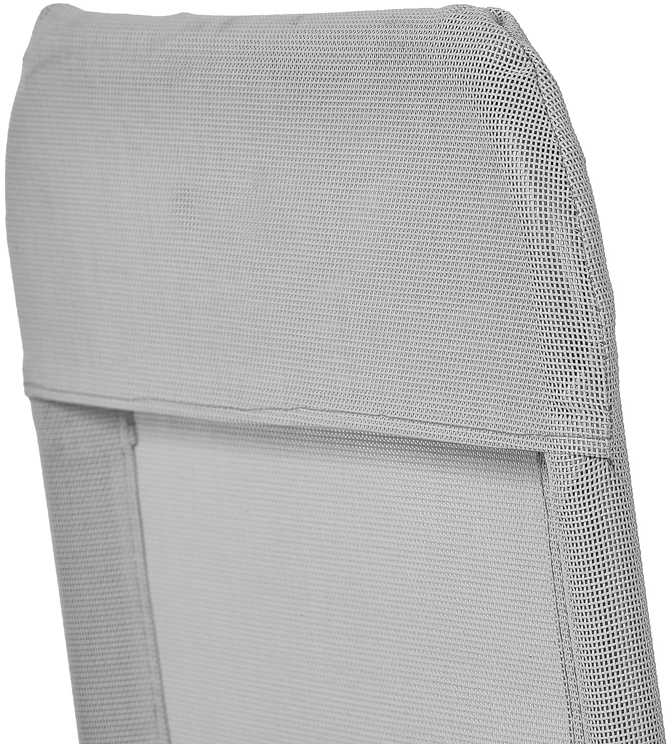 Wykonany z materiału, odpornego na wodę i zabrudzenia, łatwego w konserwacji - zbliżenie na teksturę materiału.